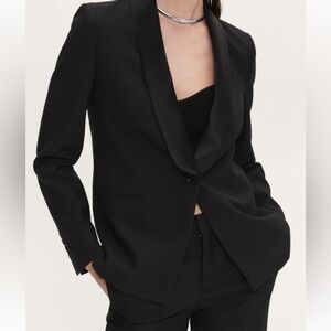 Brand new never worn tuxedo lapel, honeycomb design Vince blazer